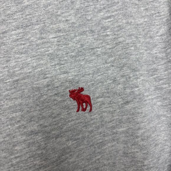 2010s Abercrombie & Fitch Small Gray V-Neck Tee Shirt Red Moose Logo Cotton Top - Picture 3 of 7